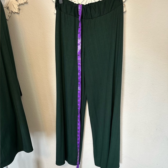 MUNI MUNI WIDE PANT AND BLOUSE SET BASICALLY BRAND NEW ONLY worn ONCE! Size M - Picture 10 of 10